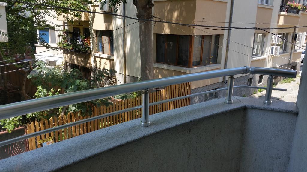 4U Apartment Burgas Ngoại thất bức ảnh